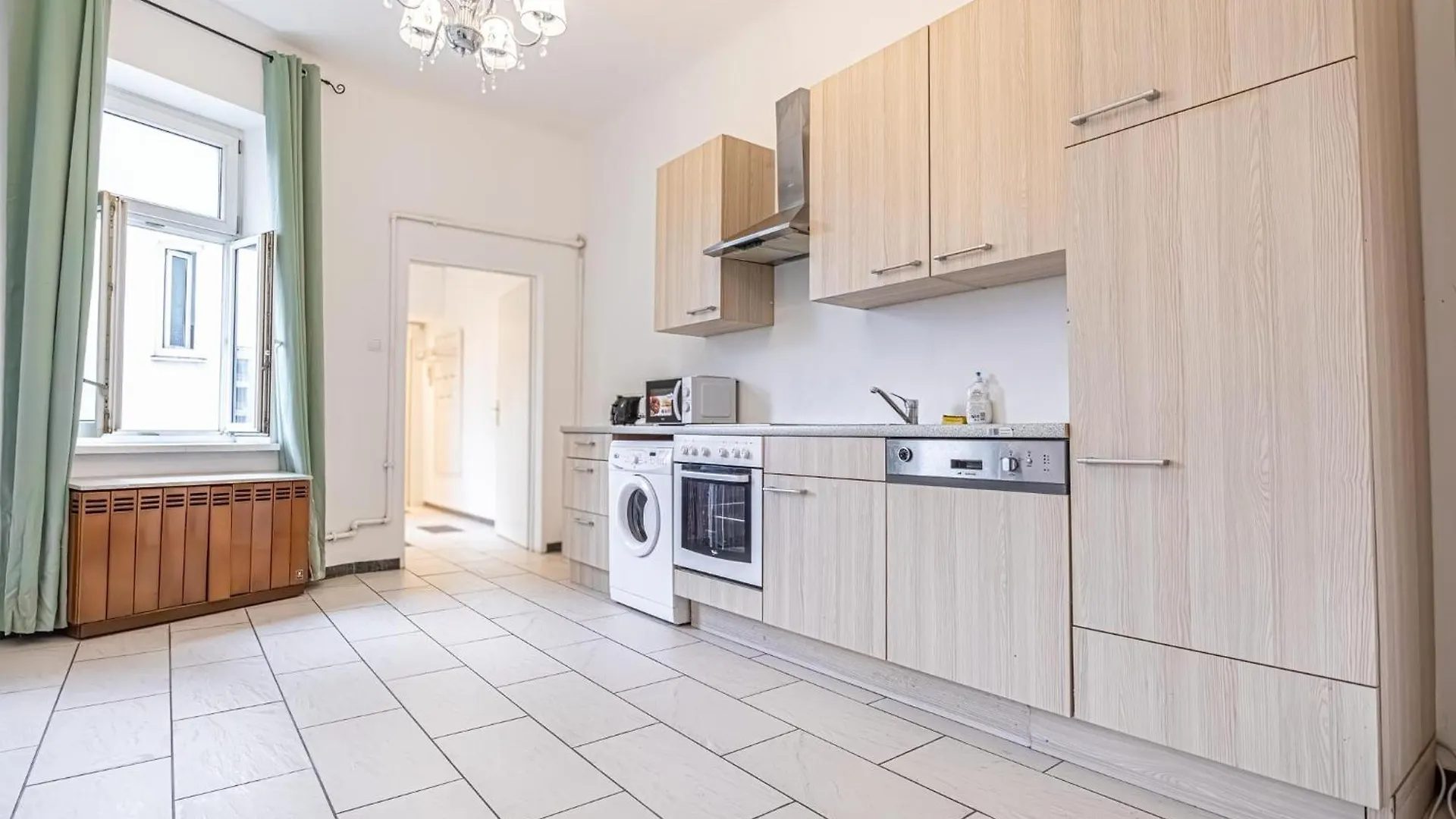 Near Danube & Prater Stern/Central & Comfy 1Br Apt Vienna 0*,